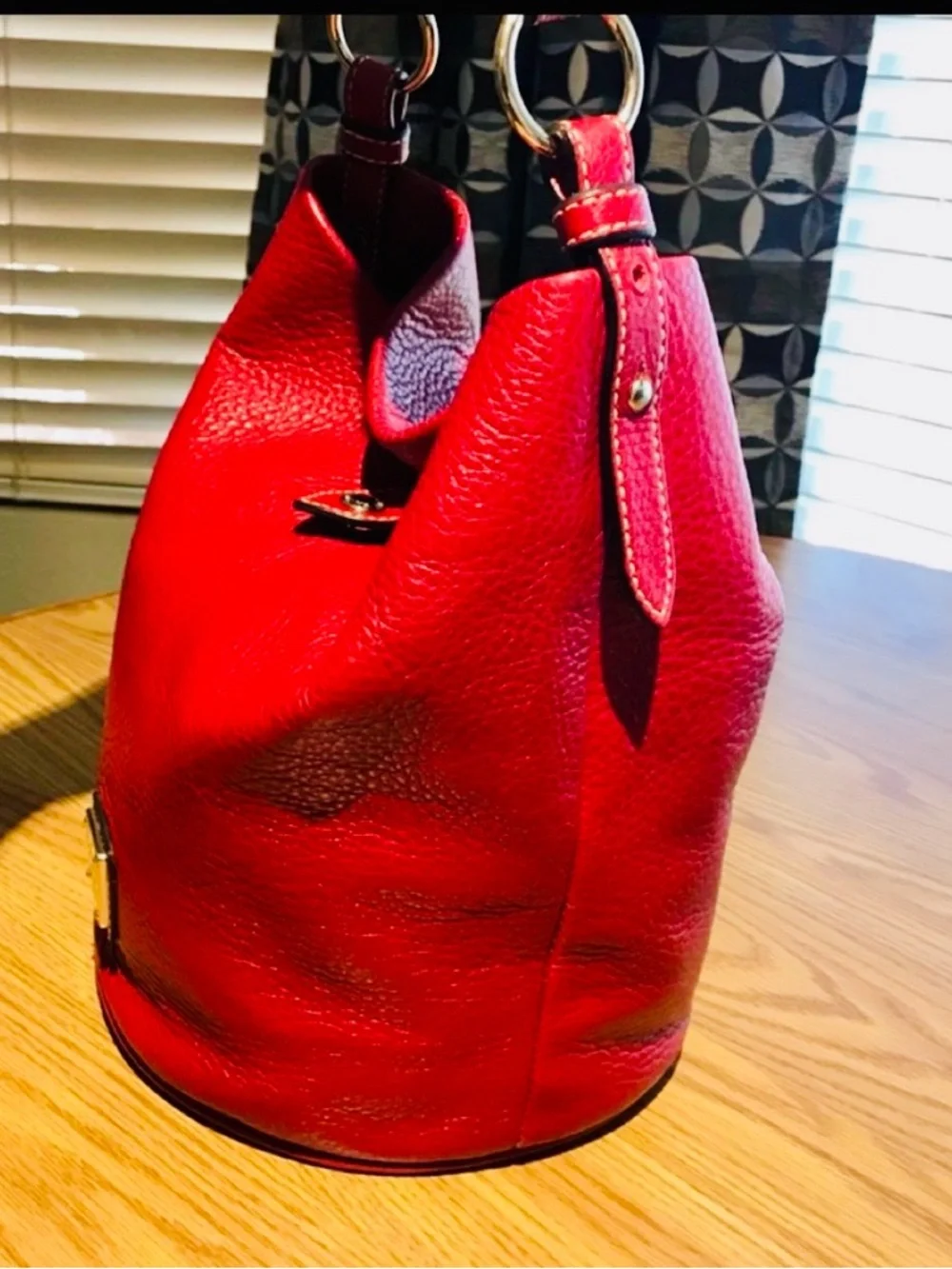 Dooney & Bourke Red Pebbled Leather Bucket Shoulder Bag EUC - Picture 9 of 13